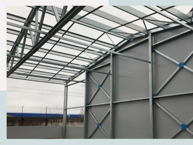 Каркасные ангары от СтальСтрой-Кра по цене от 613 руб.